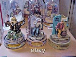 Franklin Mint Ltd. Ed. John Wayne Hand Painted Sculpture. Lot 12+1