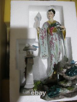 Franklin Mint MARIKO Princess Wisteria Blossoms Manabu Saito Figurine Statue