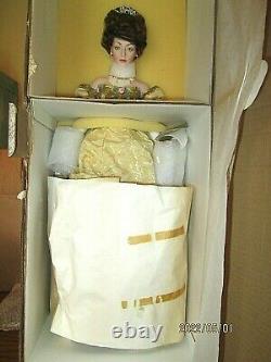 Franklin Mint Margaret Gibson Girl Presentation To The Queen NRFB Rare