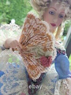 Franklin Mint Marie Antoinette Doll with fan Queen of France Porcelain Heirloom