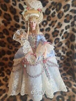 Franklin Mint Marie Antoinette Doll with fan Queen of France Porcelain Heirloom