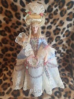 Franklin Mint Marie Antoinette Doll with fan Queen of France Porcelain Heirloom