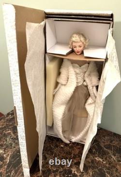 Franklin Mint Marilyn Monroe All About Eve 19 Porcelain Doll White Fur withBox