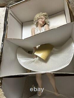 Franklin Mint Marilyn Monroe Heirloom Doll Seven Year Itch 17 Porcelain