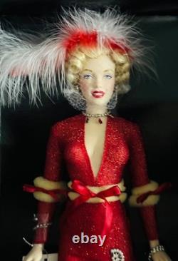 Franklin Mint Marilyn Monroe Night Before Christmas Portrait Doll NIB Red Gown