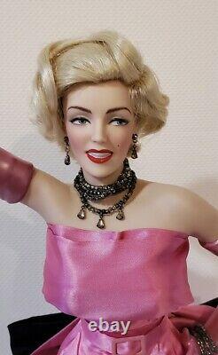 Franklin Mint Marilyn Monroe Porcelain Doll Gentlemen Prefer Blonds Pink Dress