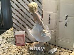 Franklin Mint Marilyn Monroe Porcelain Doll The Seven Year Itch NICE