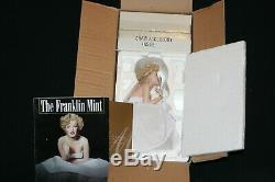 Franklin Mint Marilyn Monroe Porcelain Portrait Doll Love, Marilyn New