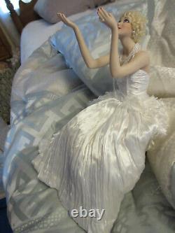 Franklin Mint Marilyn Monroe Porcelain Reflections of Moonlight in Box