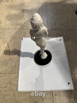 Franklin Mint Marilyn Monroe Porcelain Statue Reflections