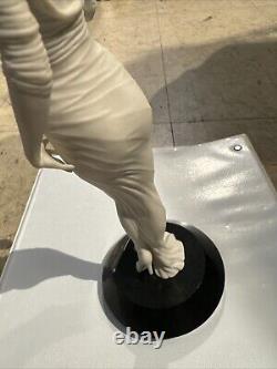 Franklin Mint Marilyn Monroe Porcelain Statue Reflections