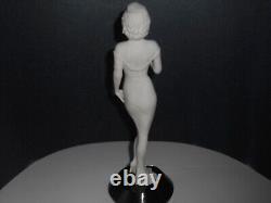 Franklin Mint Marilyn Monroe Porcelain Statue Reflections # 4250 / 9500