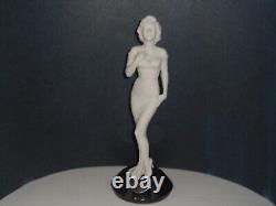 Franklin Mint Marilyn Monroe Porcelain Statue Reflections # 4250 / 9500