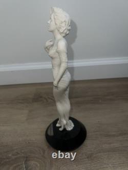 Franklin Mint Marilyn Monroe Reflections Porcelain Statue White Marble Base