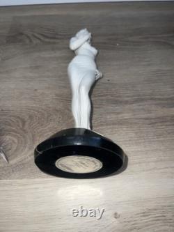 Franklin Mint Marilyn Monroe Reflections Porcelain Statue White Marble Base