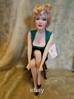 Franklin Mint Marilyn Monroe porcelain portrait doll Sitting on stool