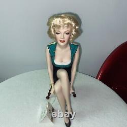 Franklin Mint Marilyn Monroe porcelain portrait doll Sitting stool Rare