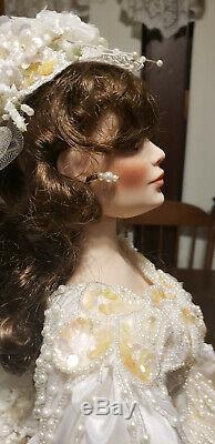 Franklin Mint Maryse Nicole Vanessa 22 Porcelain Bride Doll