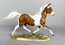 Franklin Mint Misty of Chincoteague Pinto Horse Statue by Pamela Du Boulay