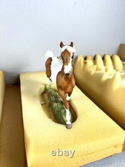 Franklin Mint Misty of Chincoteague Pinto Horse Statue by Pamela Du Boulay