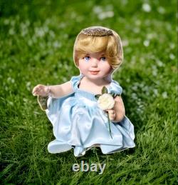 Franklin Mint? PRINCESS DIANA Wales LADY DI Portrait Baby Doll TURQUOISE