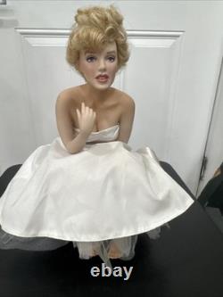 Franklin Mint Porcelain Marilyn Monroe Doll Love, Marilyn Sitting on Satin Bench