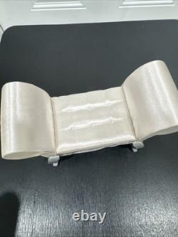 Franklin Mint Porcelain Marilyn Monroe Doll Love, Marilyn Sitting on Satin Bench