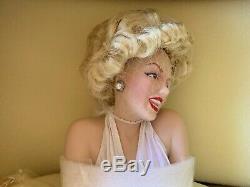 Franklin Mint Porcelain Marilyn Monroe Doll Seven Year Itch New