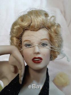 Franklin Mint Porcelain Marilyn Monroe Eternally Marilyn/No box