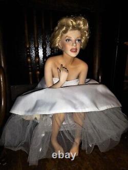 Franklin Mint Porcelain Marilyn Monroe Portrait Doll With Bench Love, Marilyn