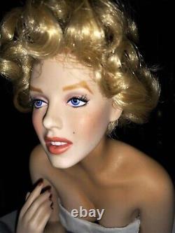 Franklin Mint Porcelain Marilyn Monroe Portrait Doll With Bench Love, Marilyn