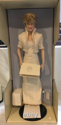 Franklin Mint Porcelain Portrait DollDiana Princess Of Wales NEW DM