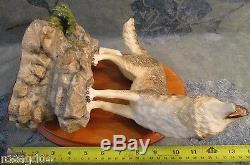 Franklin Mint Porcelain Sculpture 11½ Large Gray Wolf Figurine On Wood Base A5