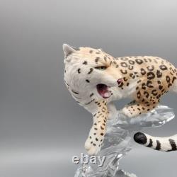 Franklin Mint Porcelain Snow Leopard Cat Figure Sculpture Statue On Crystal