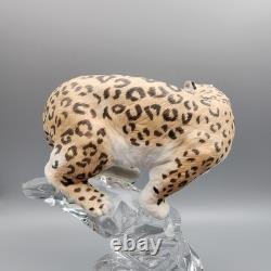 Franklin Mint Porcelain Snow Leopard Cat Figure Sculpture Statue On Crystal