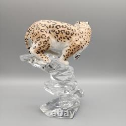 Franklin Mint Porcelain Snow Leopard Cat Figure Sculpture Statue On Crystal