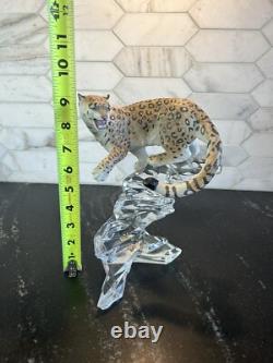 Franklin Mint Porcelain Snow Leopard Figurine on Crystal Base