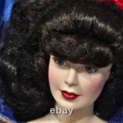 Franklin Mint Porcelain Snow White Doll Heirloom Collectible Open Box