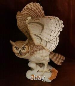 Franklin Mint Porcelain The Great Horned Owl Sculpture By George Mcmonigle