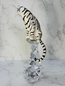 Franklin Mint Porcelain White Siberian Tiger On Lead Crystal Sculpture