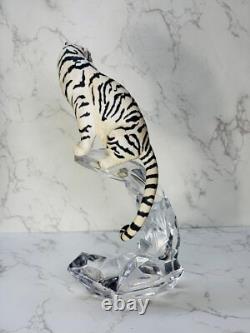 Franklin Mint Porcelain White Siberian Tiger On Lead Crystal Sculpture
