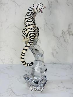 Franklin Mint Porcelain White Siberian Tiger On Lead Crystal Sculpture