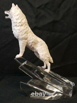 Franklin Mint Porcelain Wolf Sculpture On Crystal Base 1988 Cry Of The North