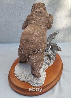 Franklin Mint Porcelian Grizzly Bear