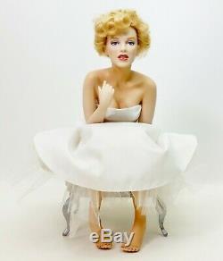 Franklin Mint Portrait Love, Marilyn Monroe 12 Porcelain Doll & Satin Seat USED