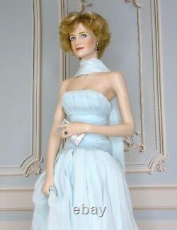 Franklin Mint Princess Diana 17 inch Porcelain Portrait Doll Blue Chiffon