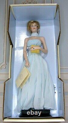 Franklin Mint Princess Diana 17 inch Porcelain Portrait Doll Blue Chiffon