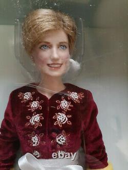 Franklin Mint Princess Diana Doll Loveliness Porcelain 17 Maroon Velvet LE