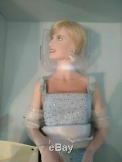 Franklin Mint Princess Diana Doll Porcelain Millennium Swan Lake LE/2000 17 COA