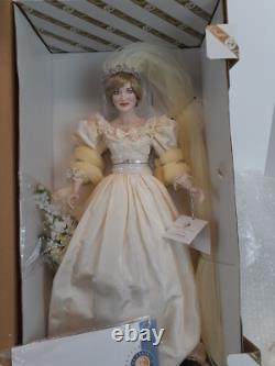 Franklin Mint Princess Diana Doll Porcelain Wedding/Bride Doll Gorgeous 17